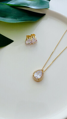 Conjunto Gota Cravejada Cristal