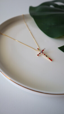 Colar Crucifixo Color Delicado