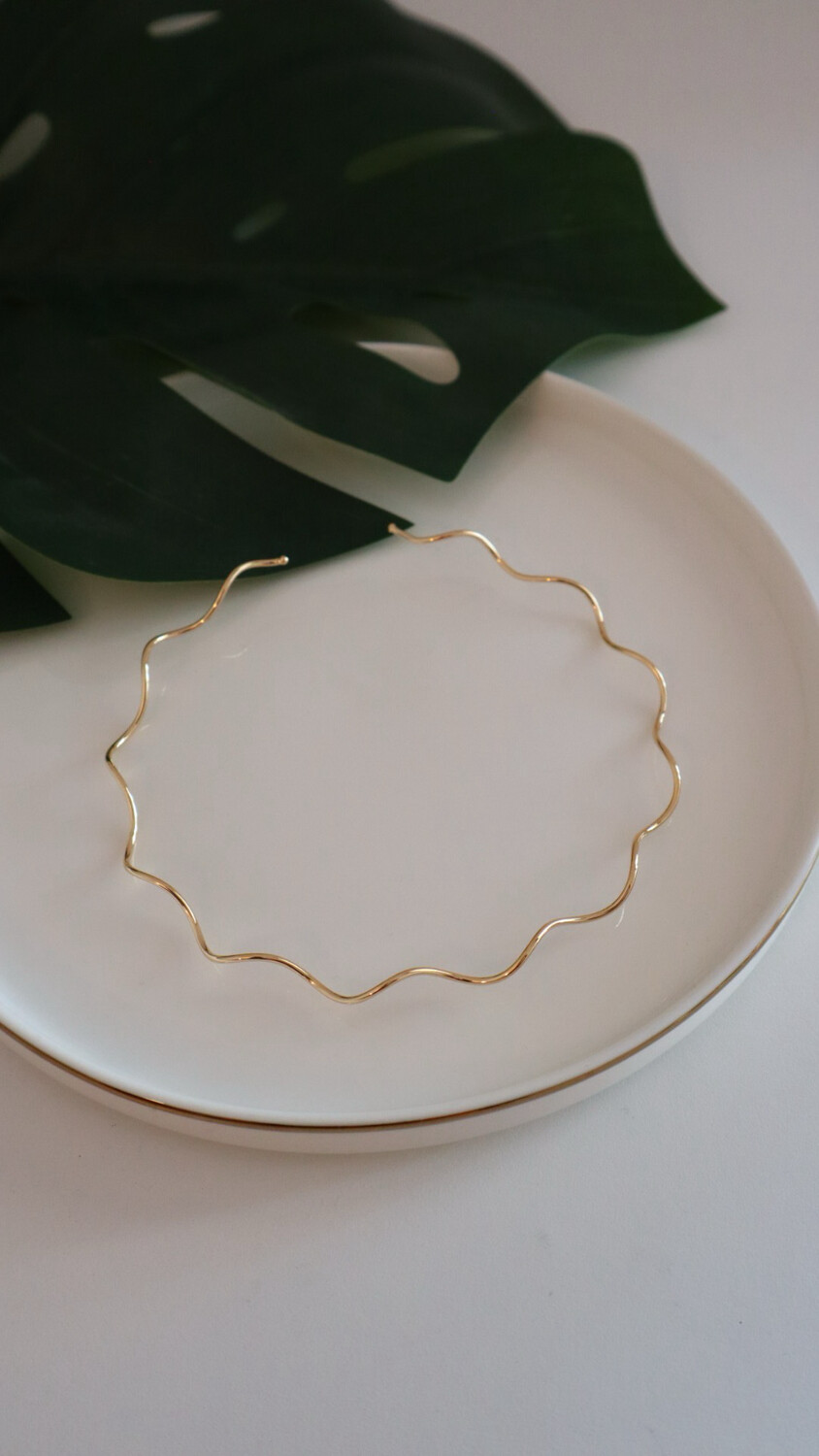 Choker Rígida Ondulada