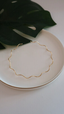 Choker Rígida Ondulada