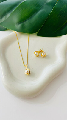 Conjunto Pérola Detalhe Dourado