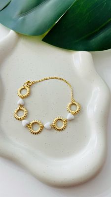 Pulseira Corações Brancos