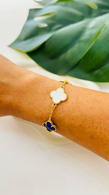 Pulseira Flor Madrepérola Lápis
