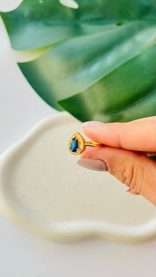 Anel Gota Safira