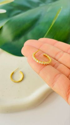 Argola Clássica Cravejada
