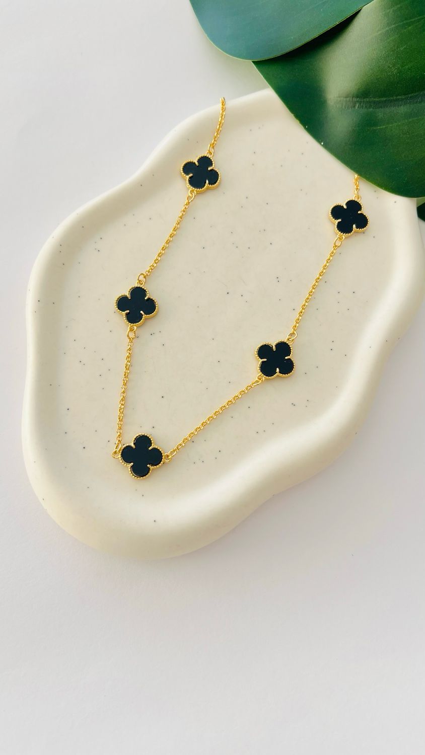 Choker Flor Negra