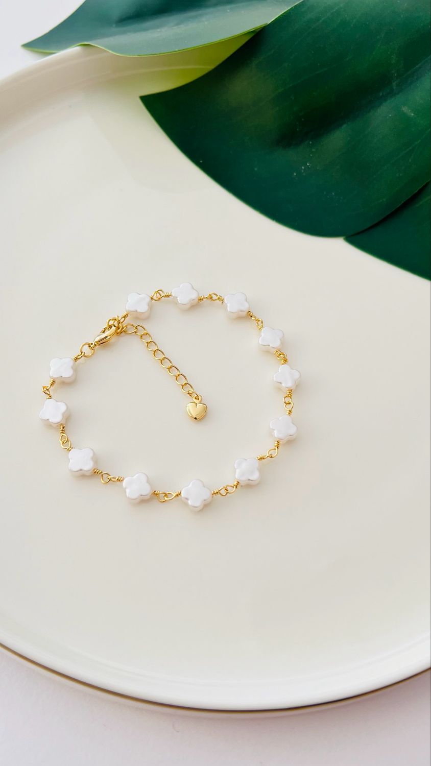 Pulseira Flor de Pérolas