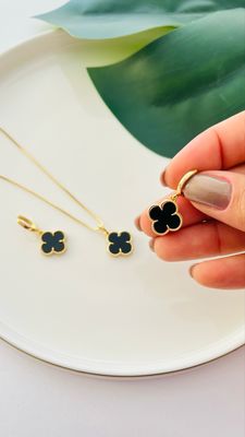 Conjunto Flor Negra