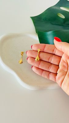 Brinco Delicado Gota Dourada