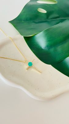 Colar Crucifixo Turmalina