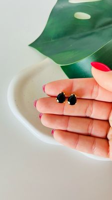 Brinco Mini Gota Ônix