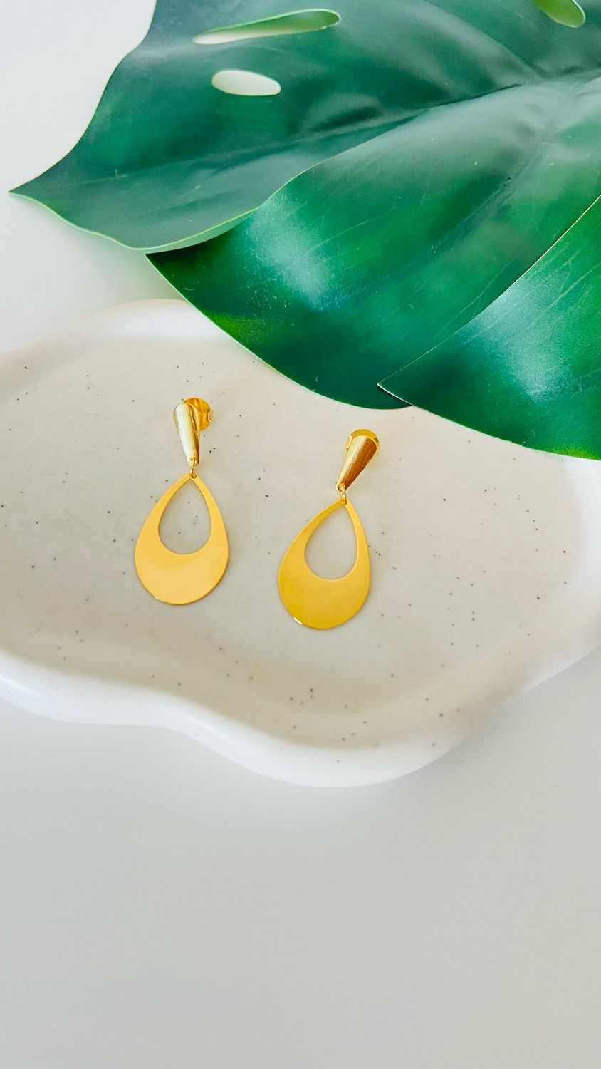 Brinco Longo Gota Vazada