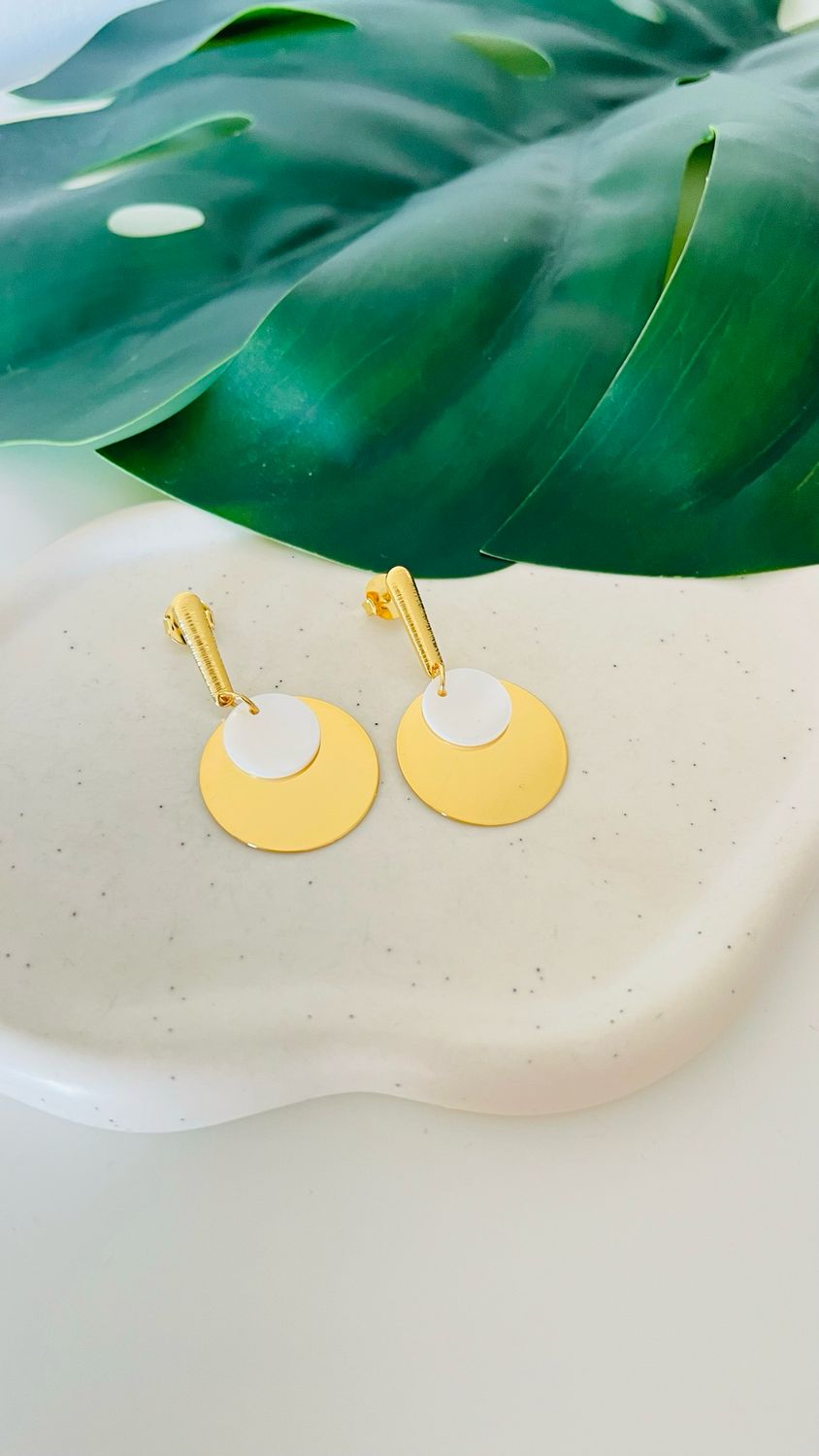 Brinco Longo Madrepérola