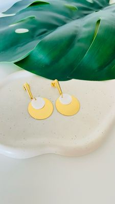 Brinco Longo Madrepérola