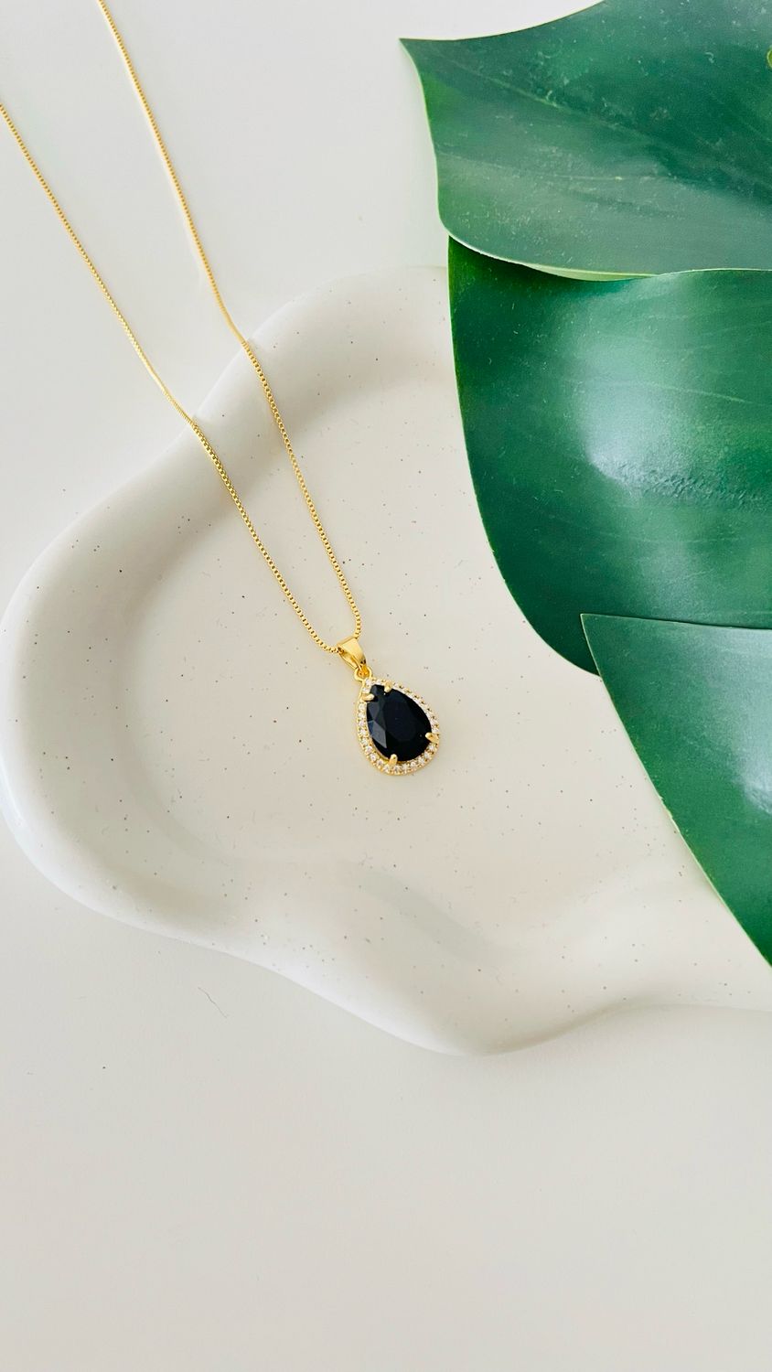 Colar Gota Cravejada Ônix