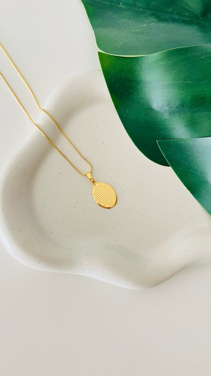 Colar Medalha Delicada Oração do Pai Nosso