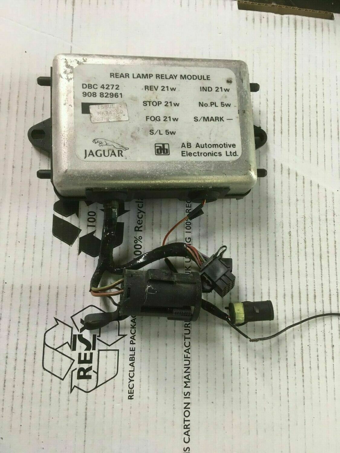Jaguar XJ40  Front Light Module (DBC4272)