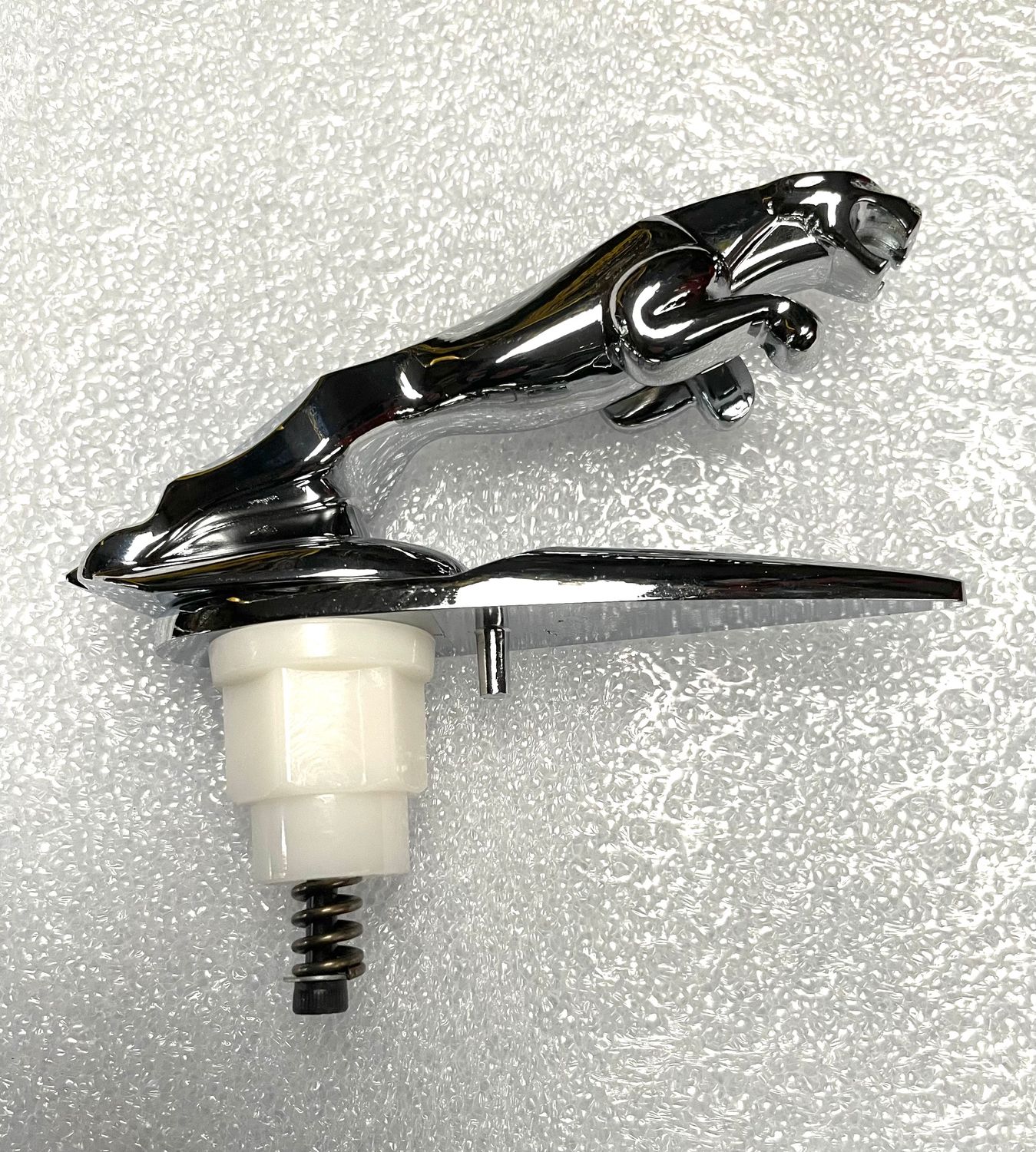 Jaguar Bonnet Leaper