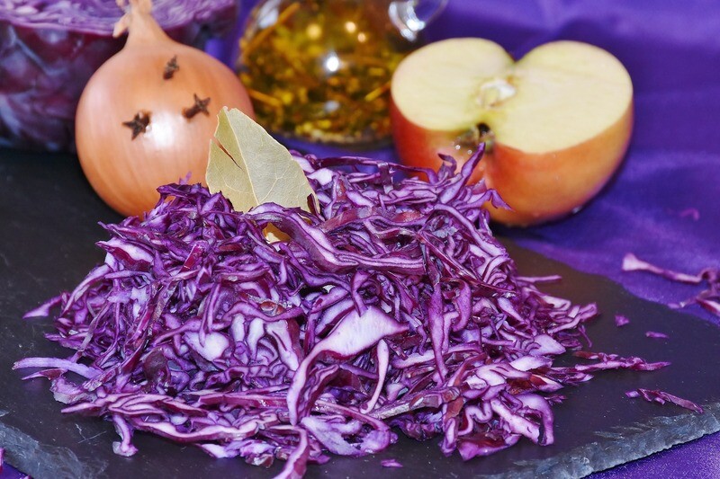 Lørdag aften til ØM: KUN Salatbar.