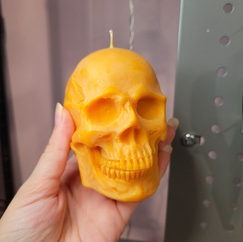 Harvest Moon Scented Skull Candle
