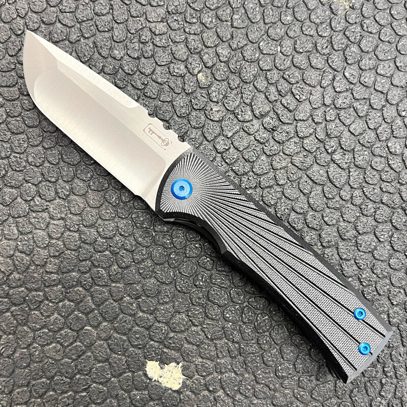 CHAVES KICKSTOP 229 G10 DROP POINT CUSTOM BLUE STARBURST CHAVES KICKSTOP 229 G10 DROP POINT CUSTOM BLUE STARBURST