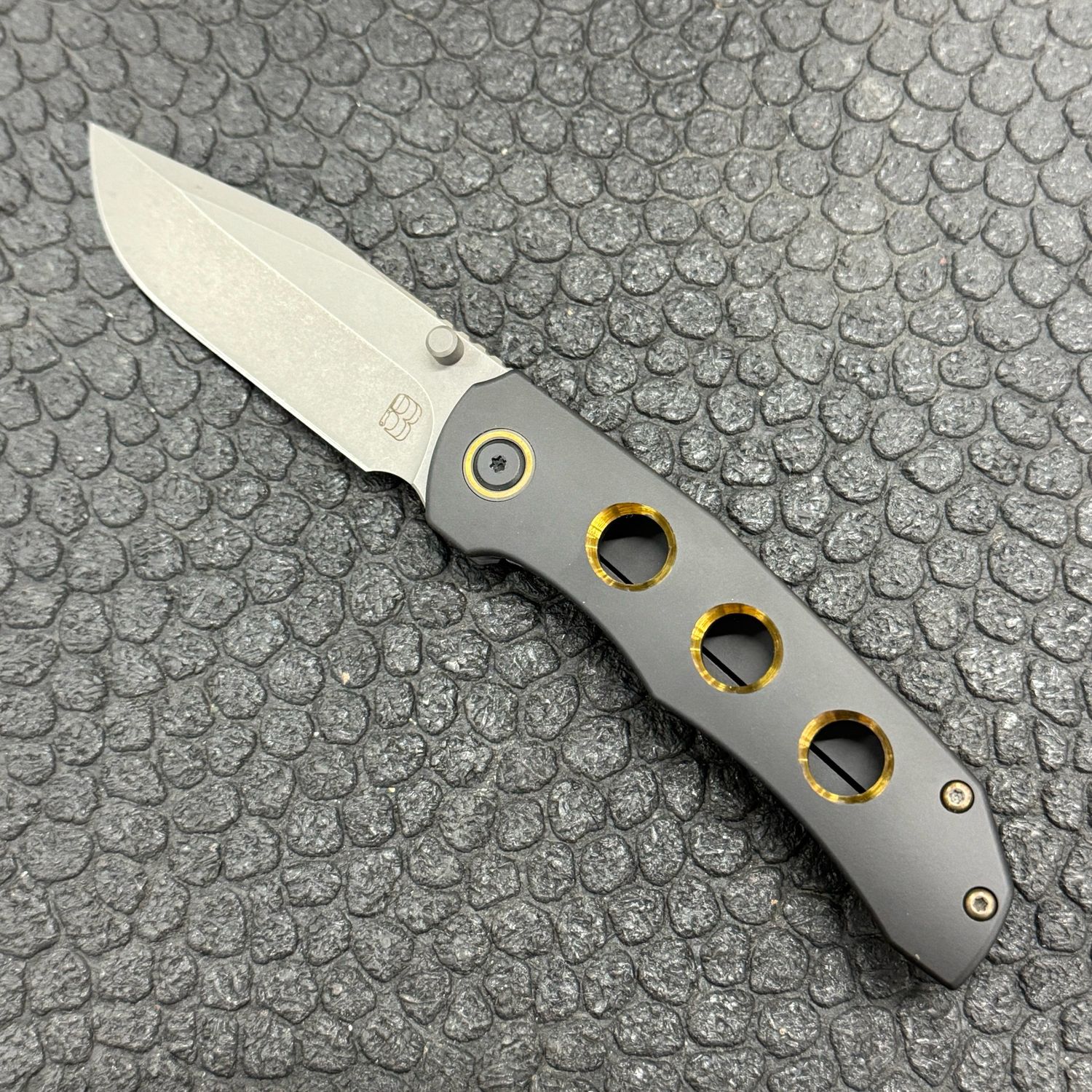 Berg Blades Pup 3 Hole Bronze