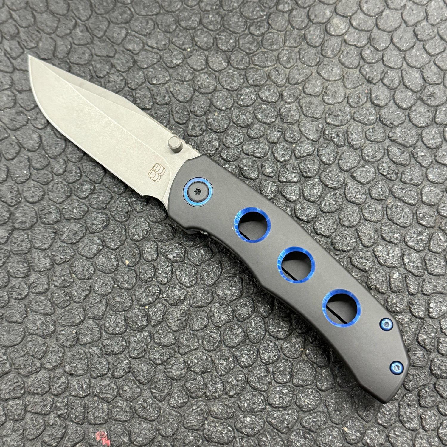 Berg Blades Pup 3 Hole Blue