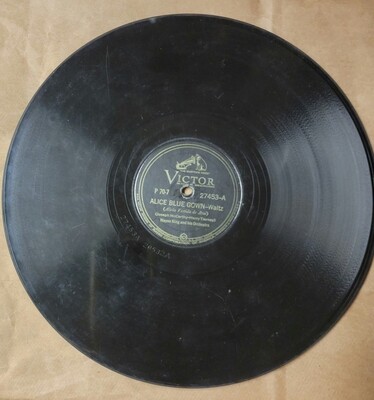 Alice Blue Gown * Smoke Gets In Your Eyes, 78RPM Record