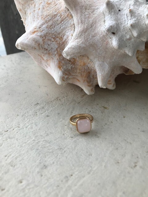 Blushing Statement Ring - A107