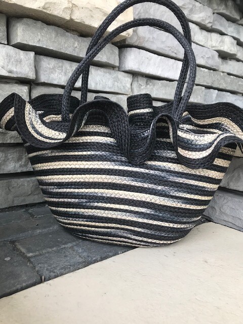 Black &amp; Beige Ruffle Purse - E11
