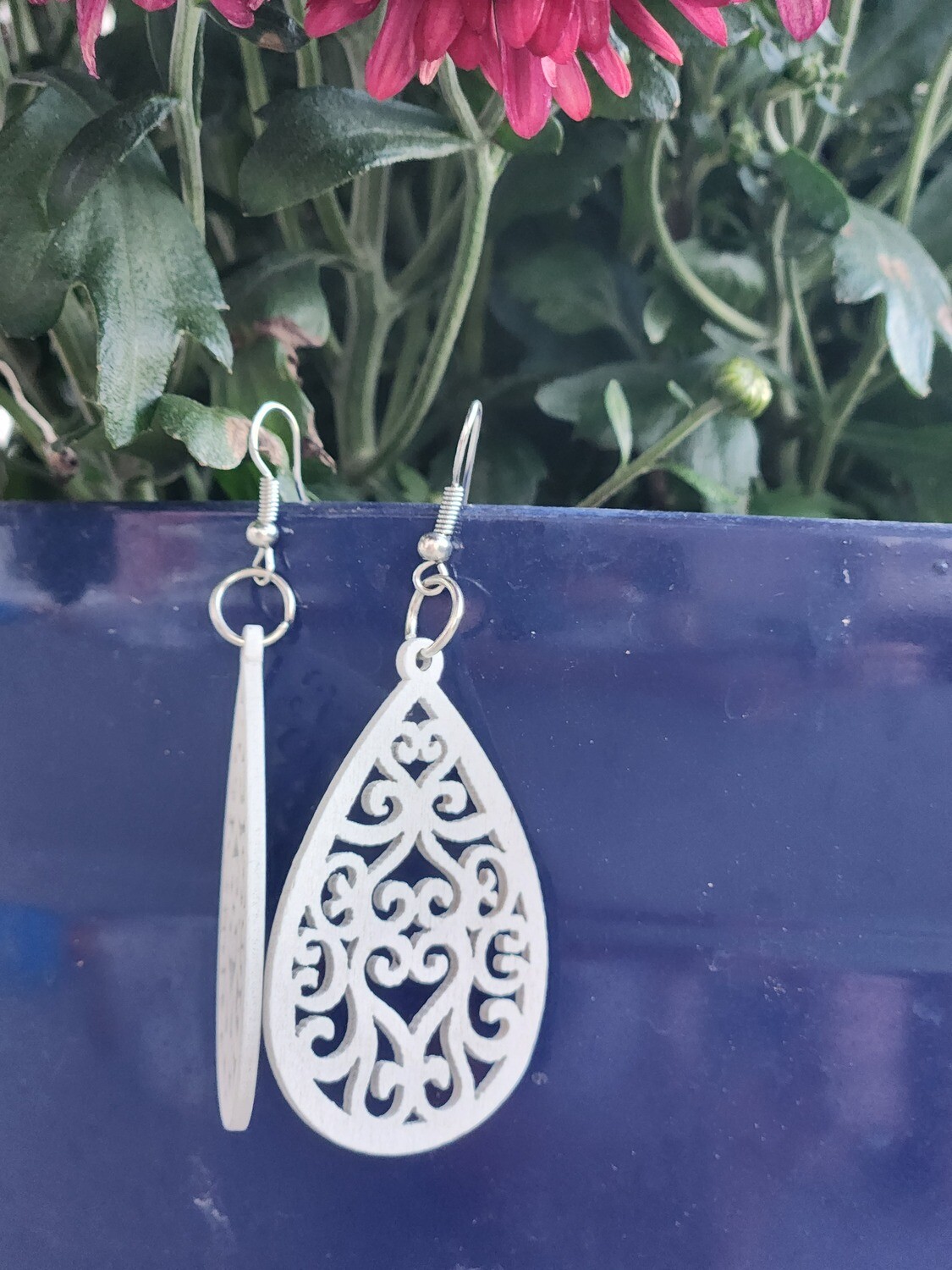 White Teardrop Earrings - A66