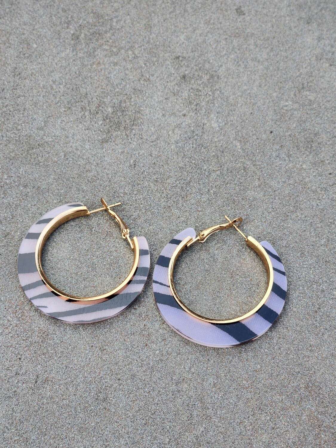 Resin Hoops - Black & Gold - A7