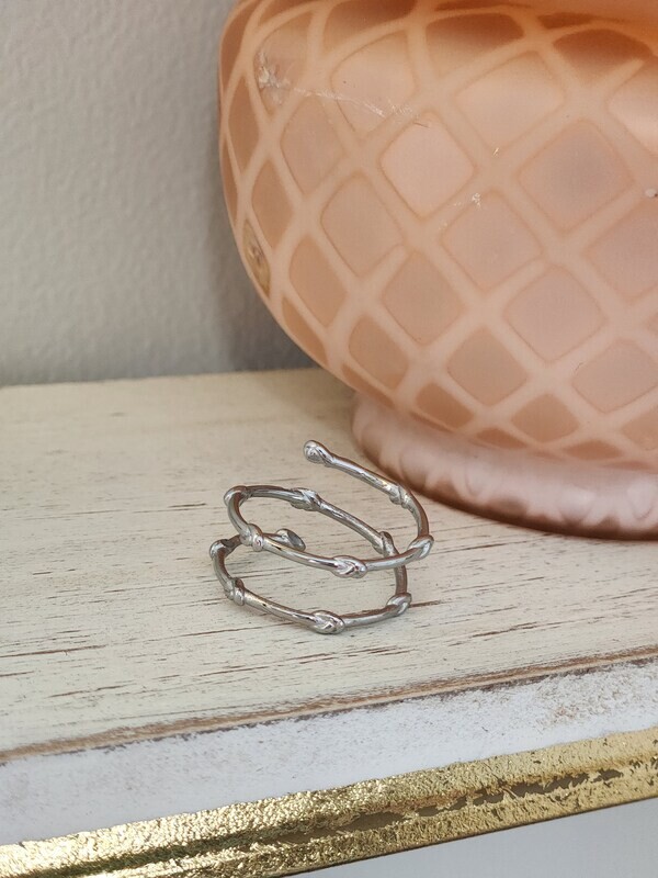 Knots of Freedom Ring