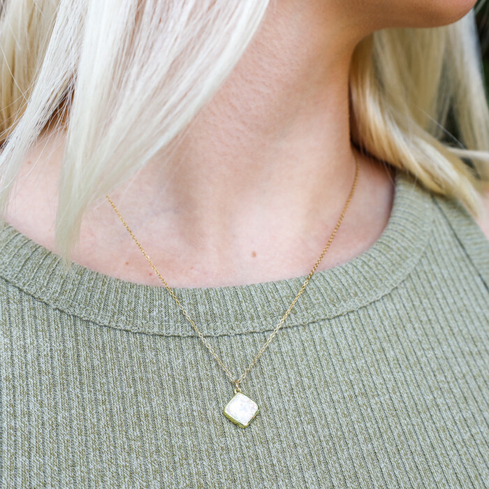 Calla Necklace - A178