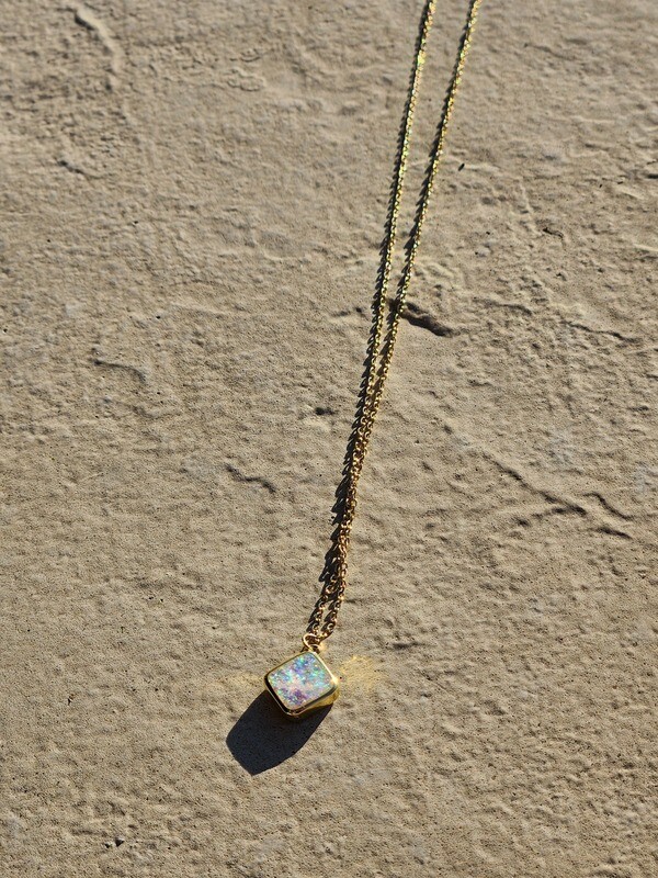 Calla Necklace - A178