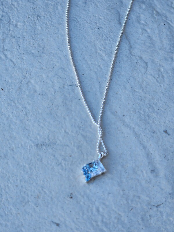Brilliant Light Necklace