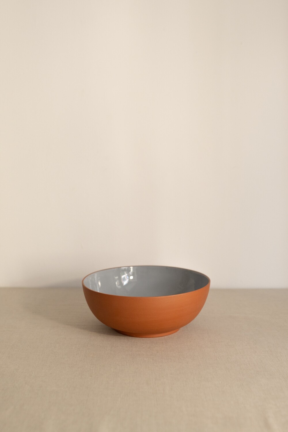 GRAY SALAD BOWL