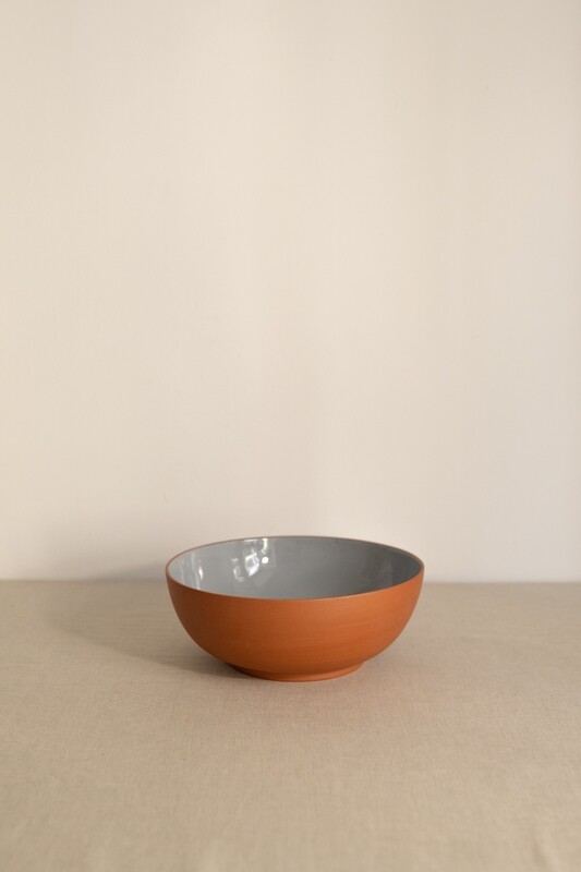 GRAY SALAD BOWL