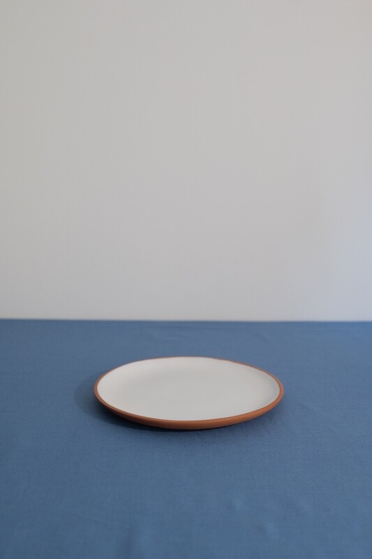 WHITE DESSERT PLATE