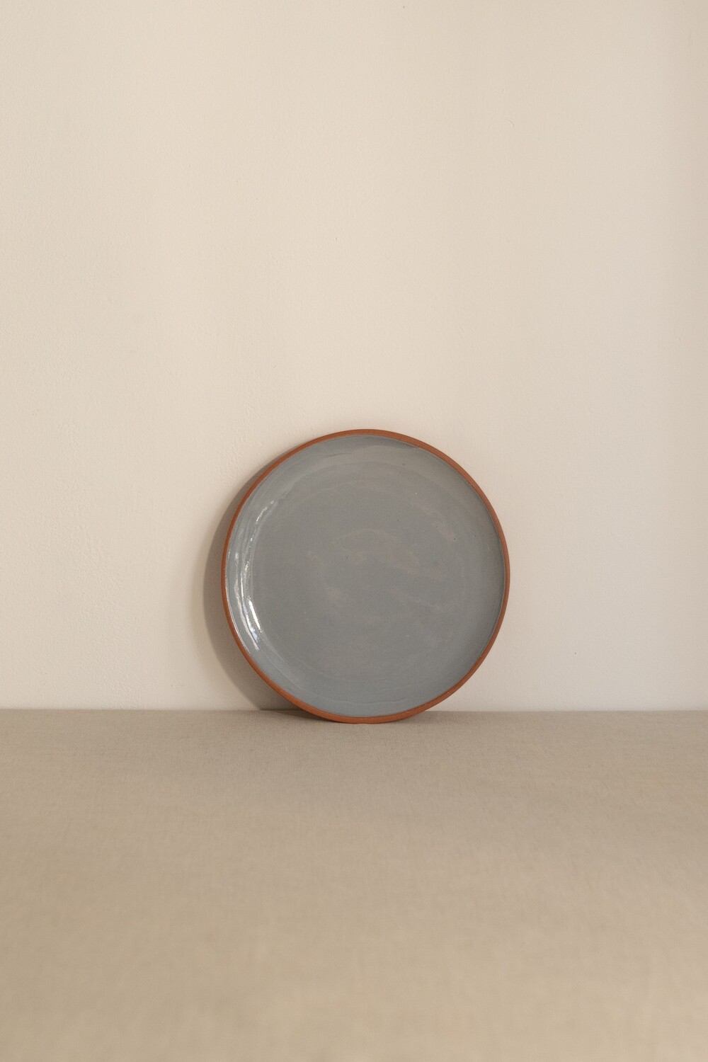 GRAY DESSERT PLATE