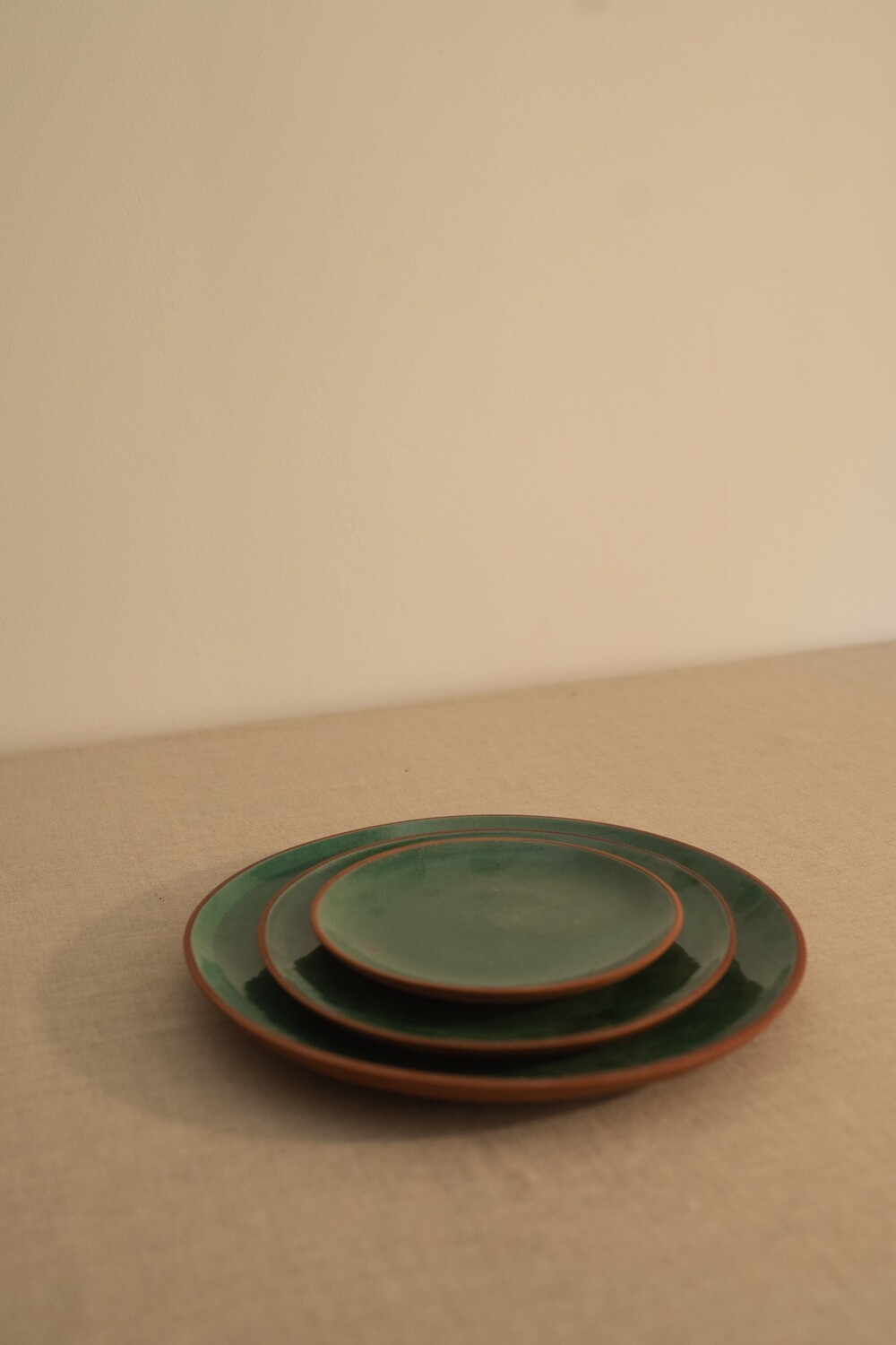 GREEN BREAD PLATE