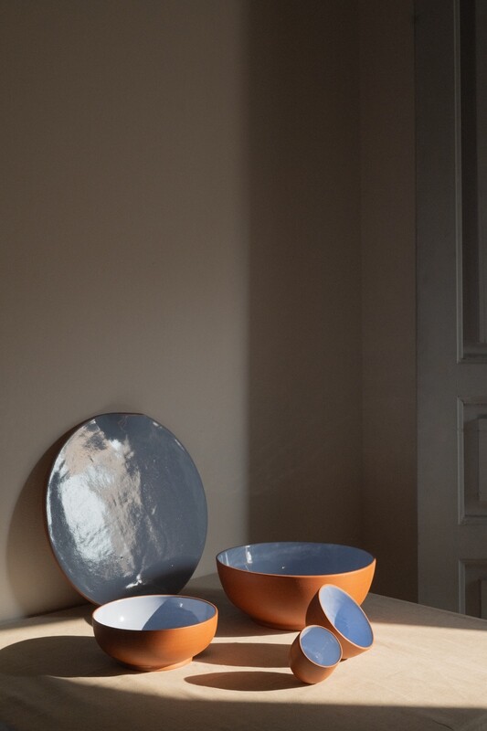 ROUND LIGHT BLUE TRAY