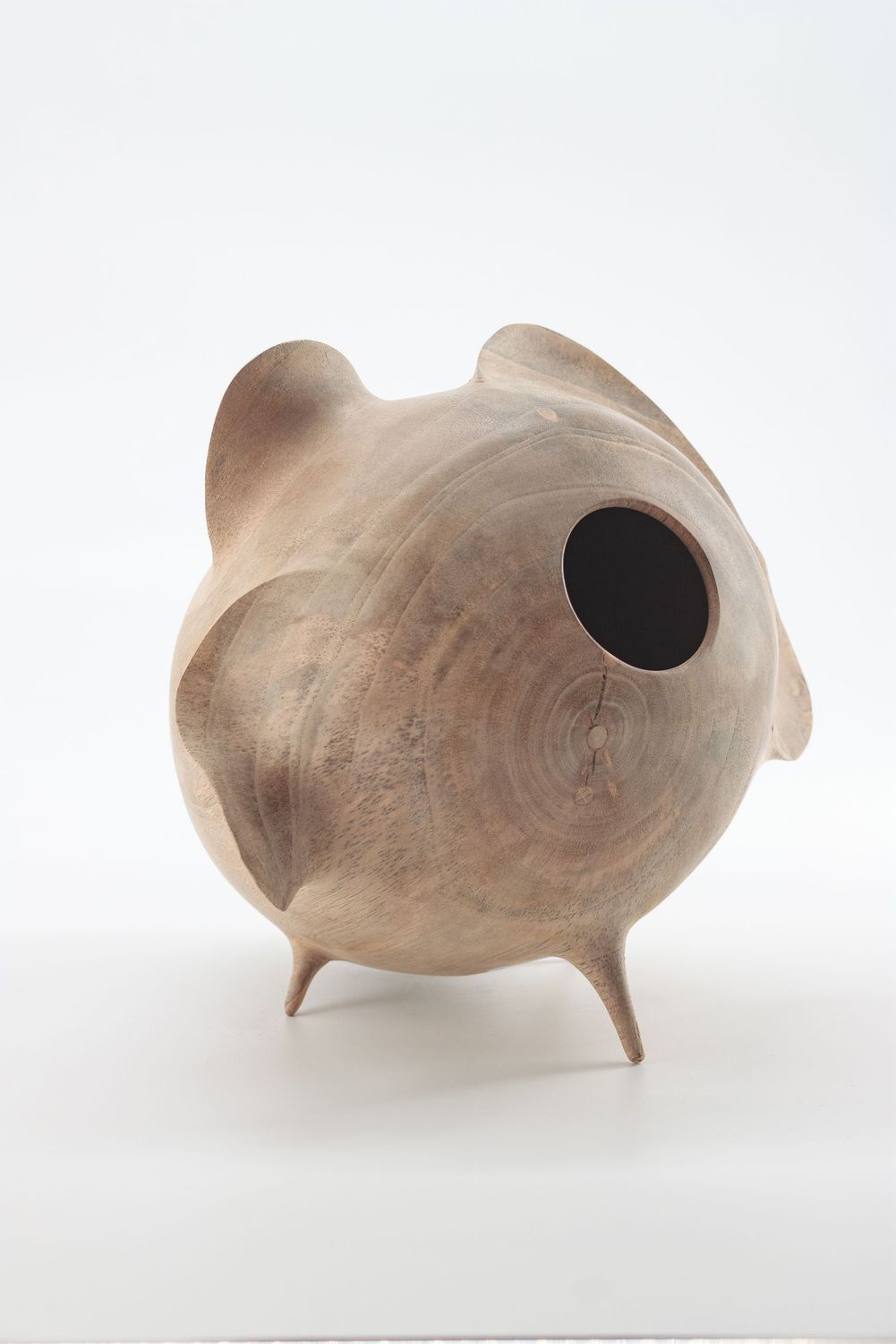 SCULPTURE BY TONI PORTO