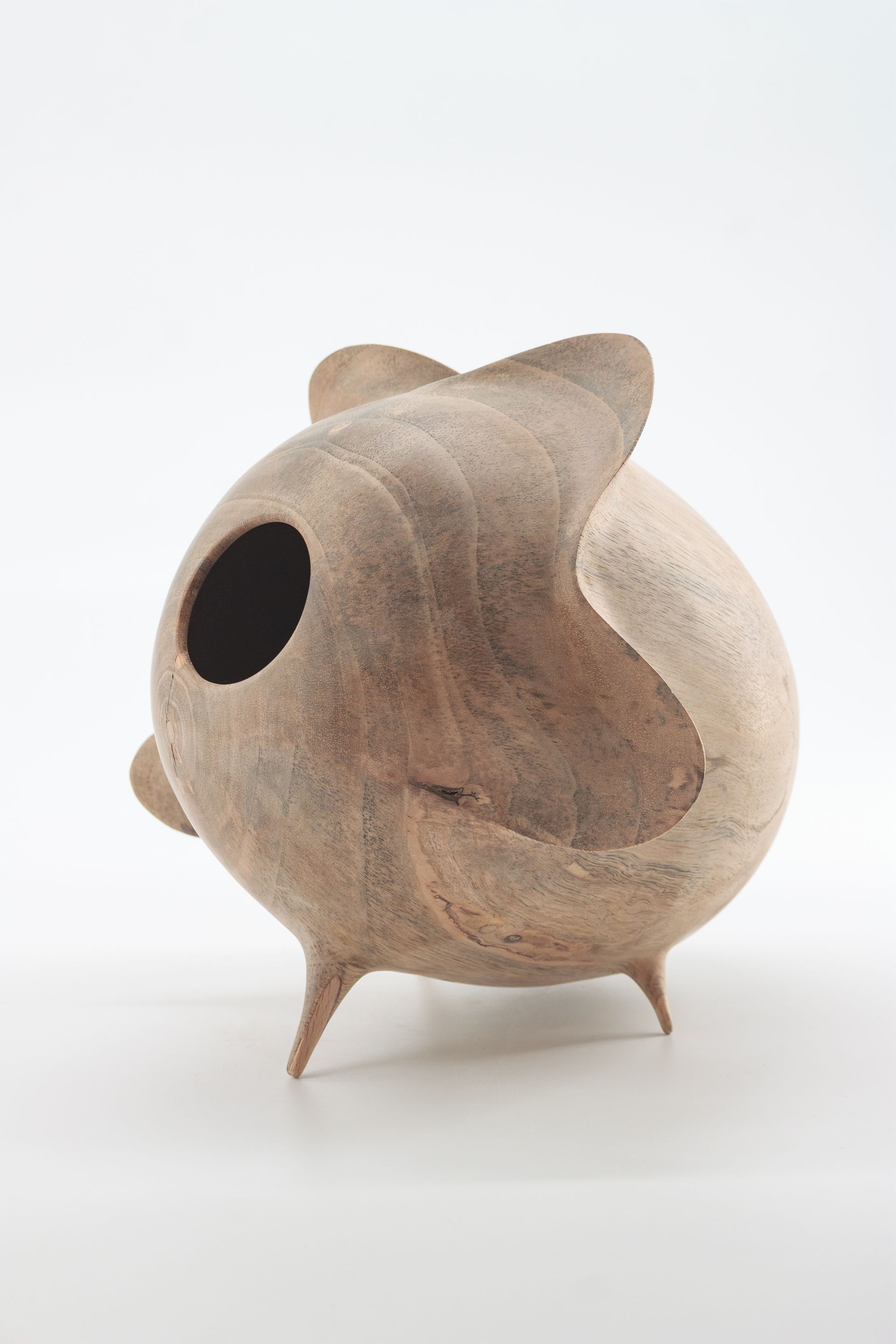 SCULPTURE BY TONI PORTO