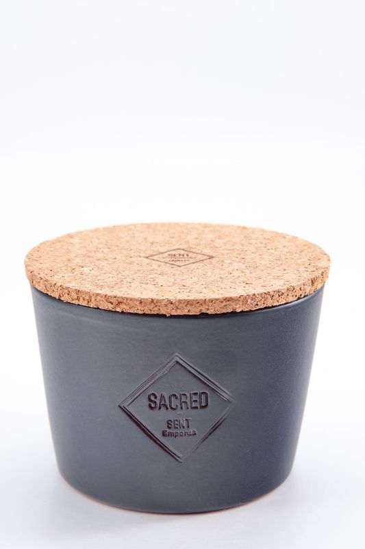 ARTISANAL SCENTED CANDLE