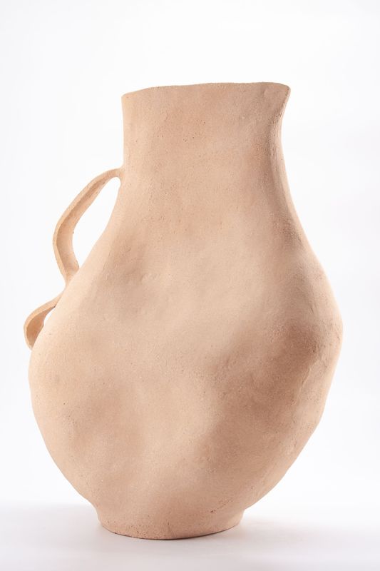 SCULPTURAL STONEWARE PITCHER BY OIKOS ESTUDIO