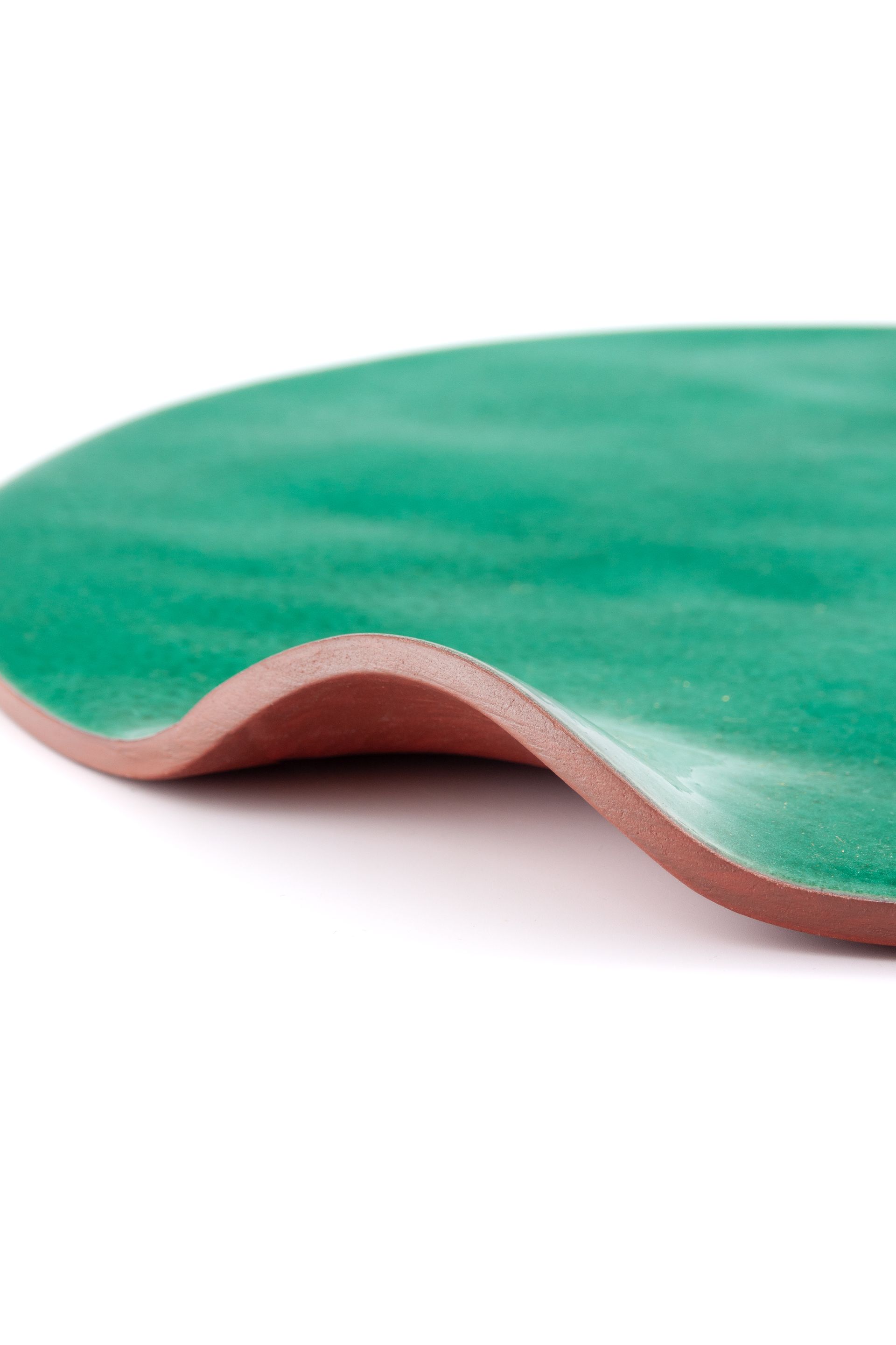 GREEN ROUND TRAY BY CERÁMICAS MUNDET