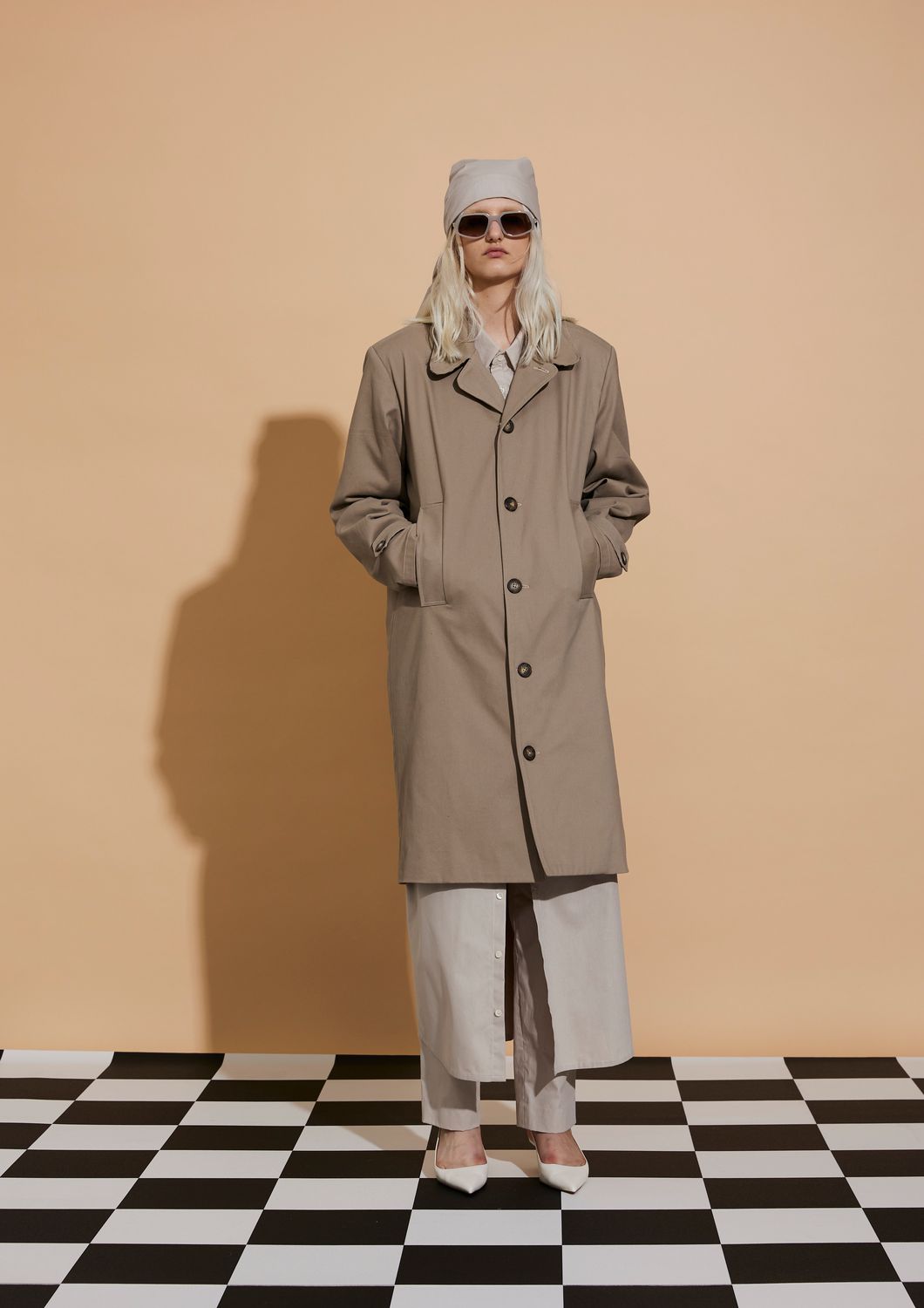 TRENCH COAT