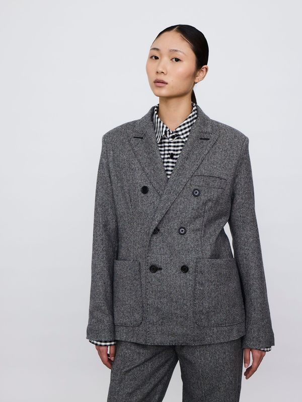 DOUBLE-BREASTED HERRINGBONE JACKET