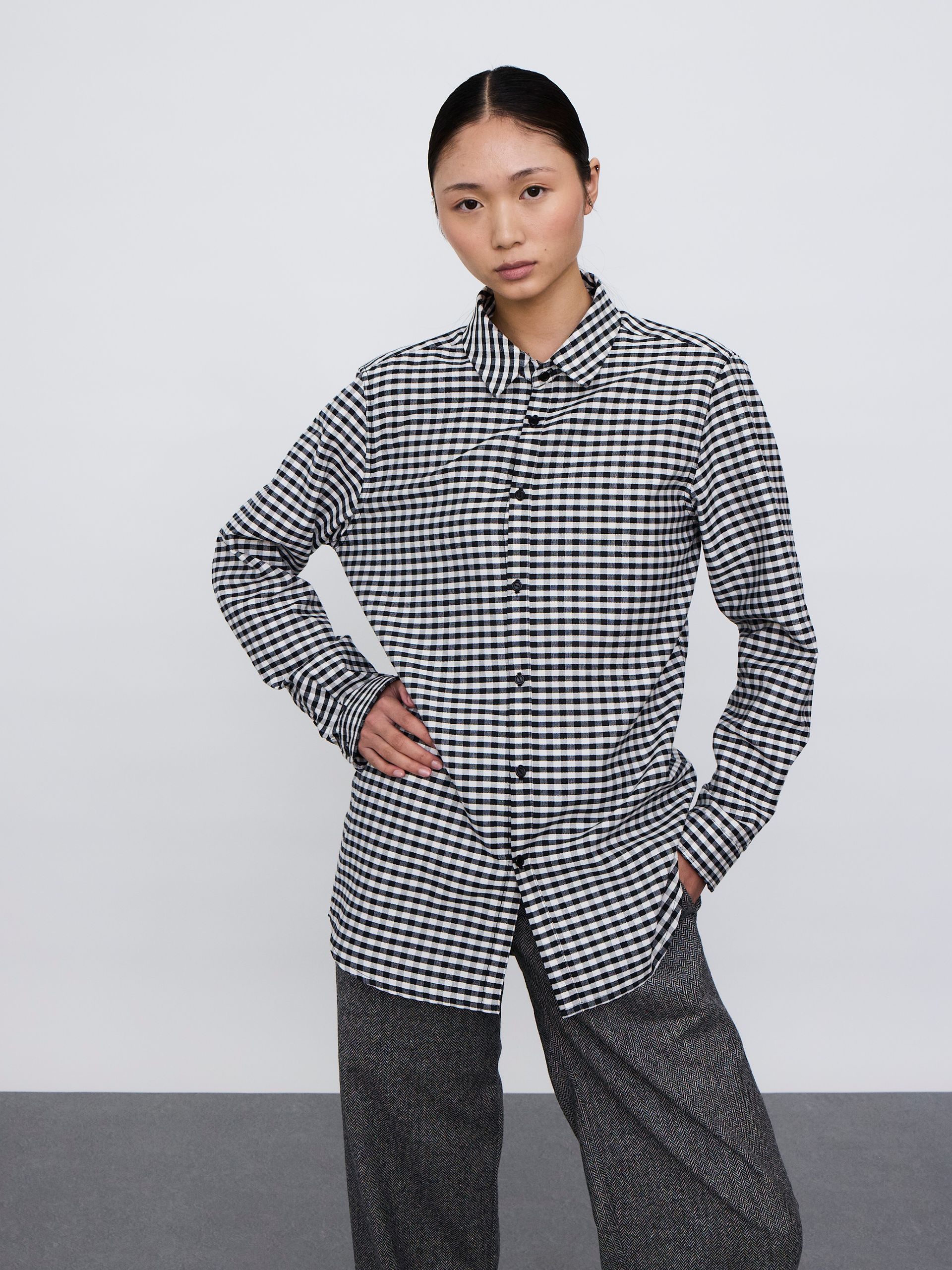 CLASSIC COTTON SHIRT